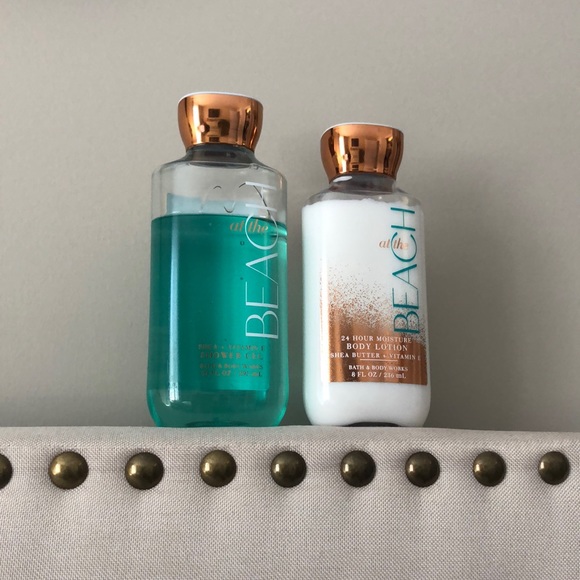 Bundle At The Beach!! - Picture 2 of 4